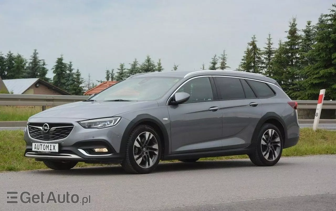 OPEL Insignia Sports Tourer 2.0 Direct Inj Trb 4x4 Innovation