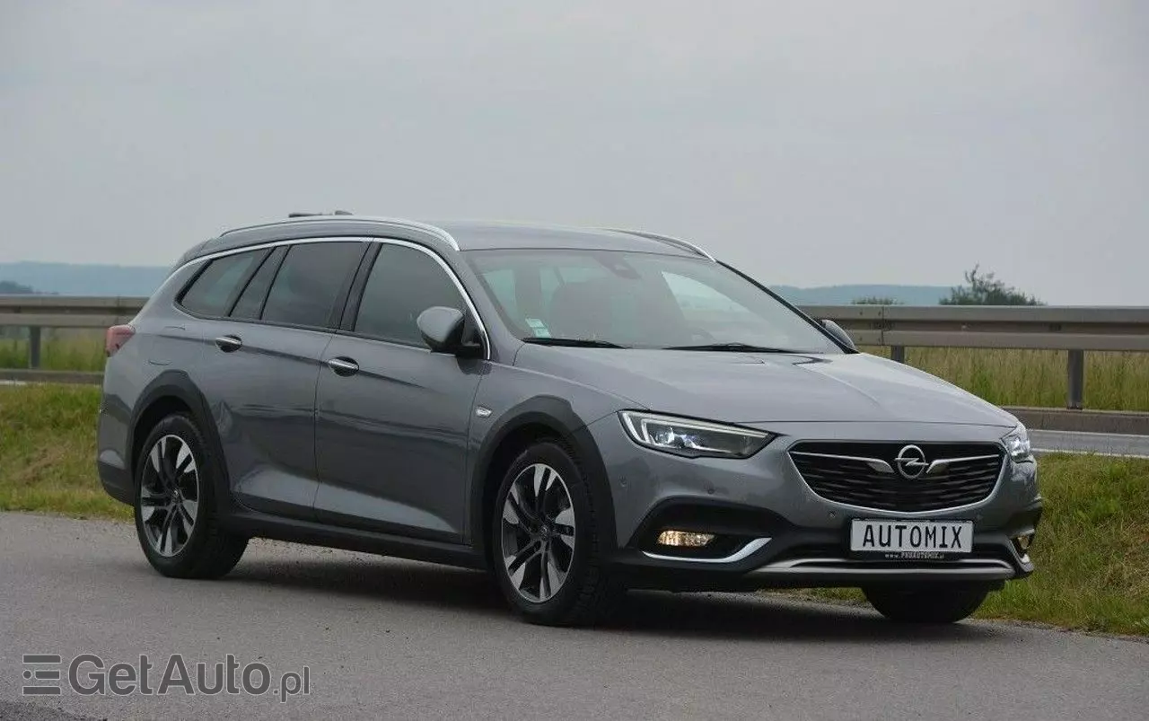 OPEL Insignia Sports Tourer 2.0 Direct Inj Trb 4x4 Innovation