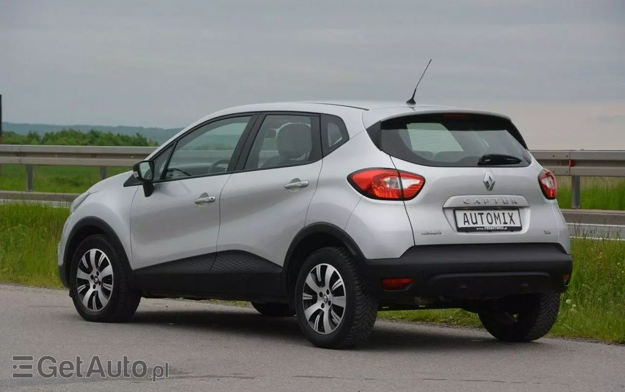 RENAULT Captur 1.2 TCe Zen EDC