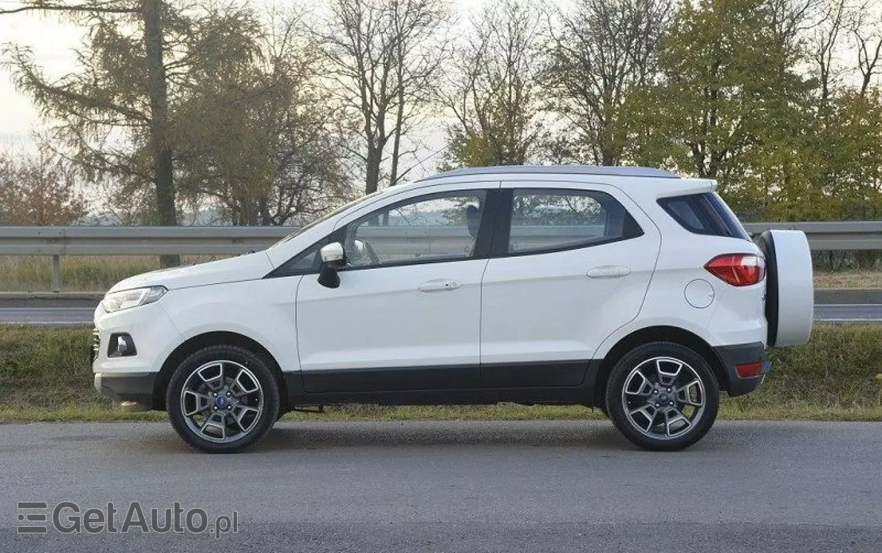 FORD EcoSport 1.5 EcoBlue TITANIUM