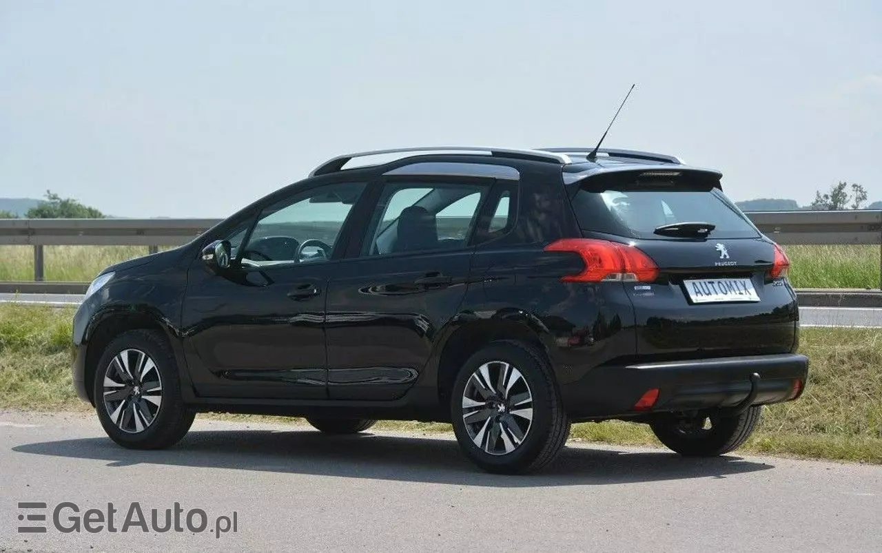 PEUGEOT 2008 1.2 Pure Tech Access