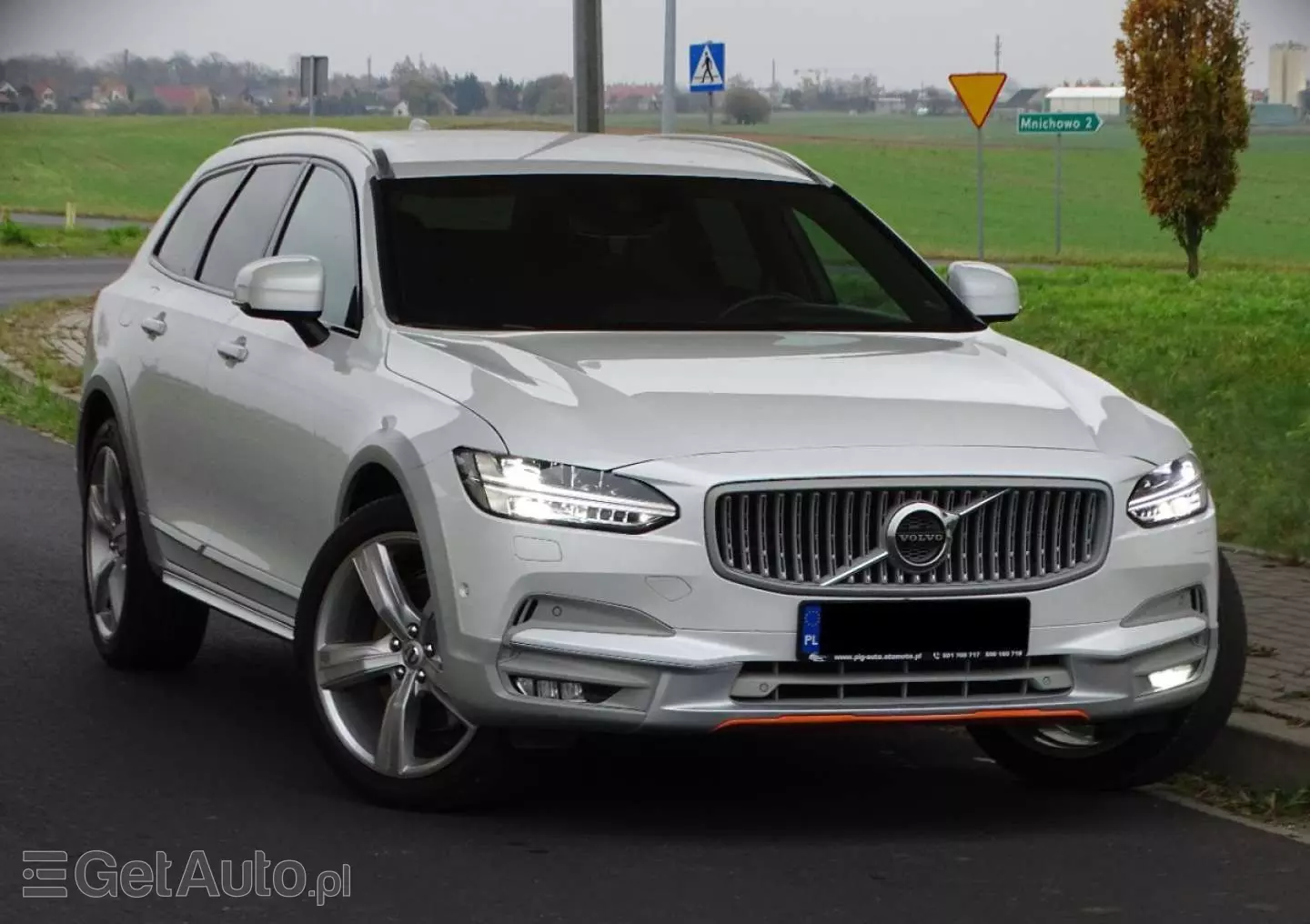 VOLVO V90 Cross Country 