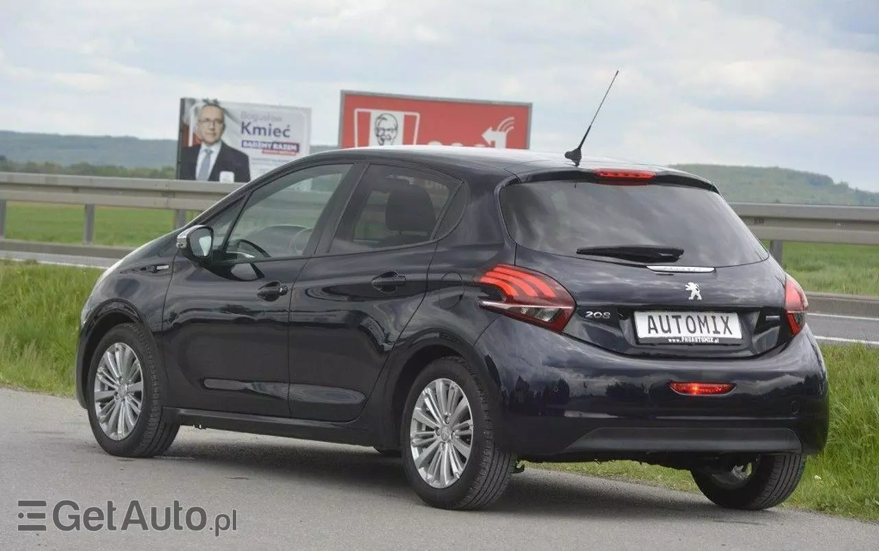 PEUGEOT 208 1.2 PureTech Style