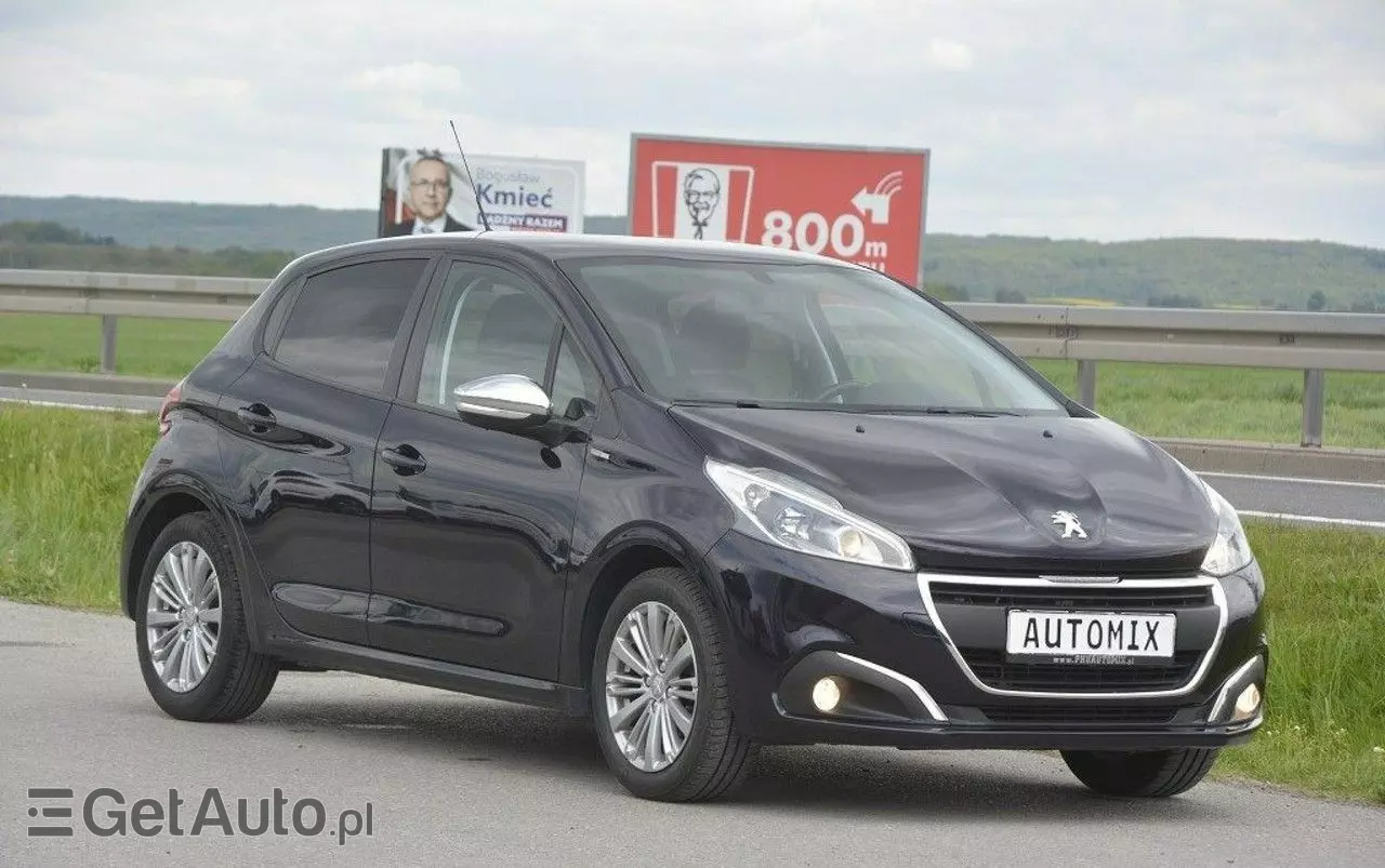 PEUGEOT 208 1.2 PureTech Style