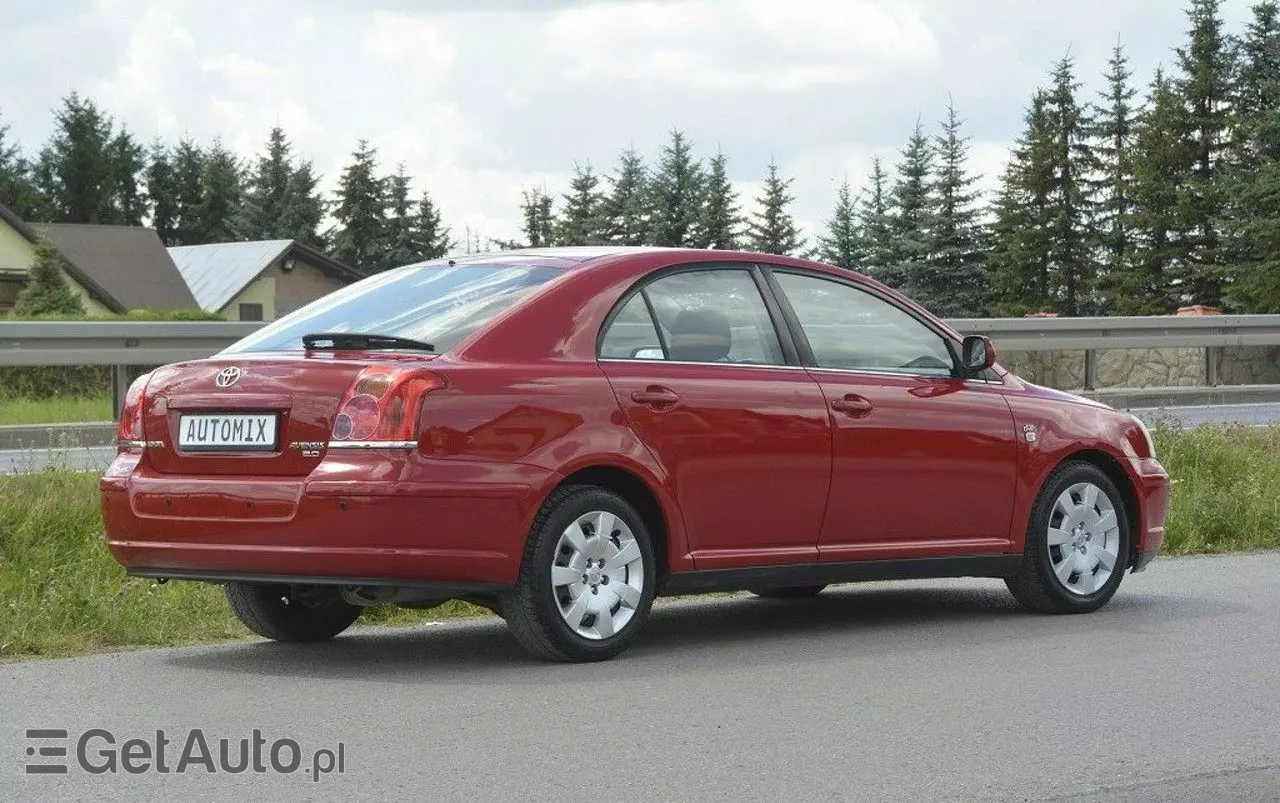 TOYOTA Avensis 2.0 D-4D Sol