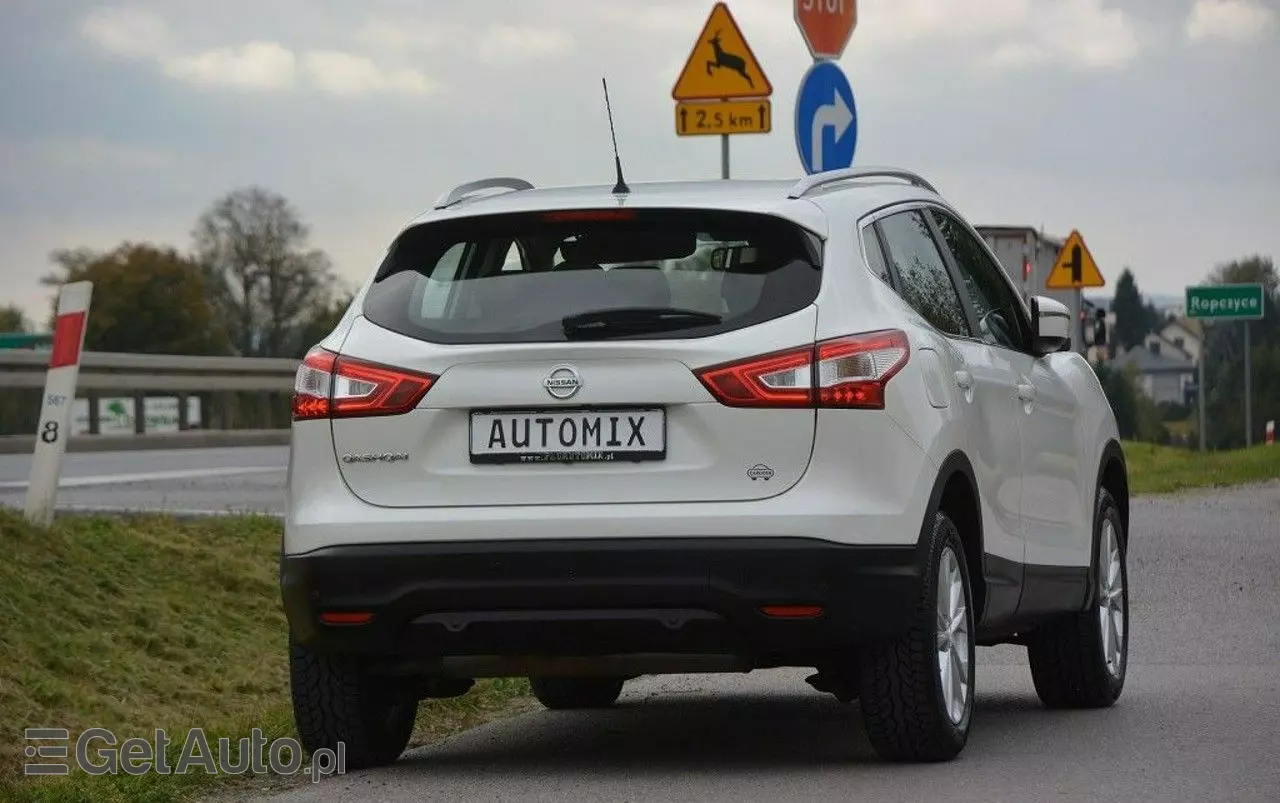 NISSAN Qashqai 1.2 DIG-T Acenta Xtronic EU6