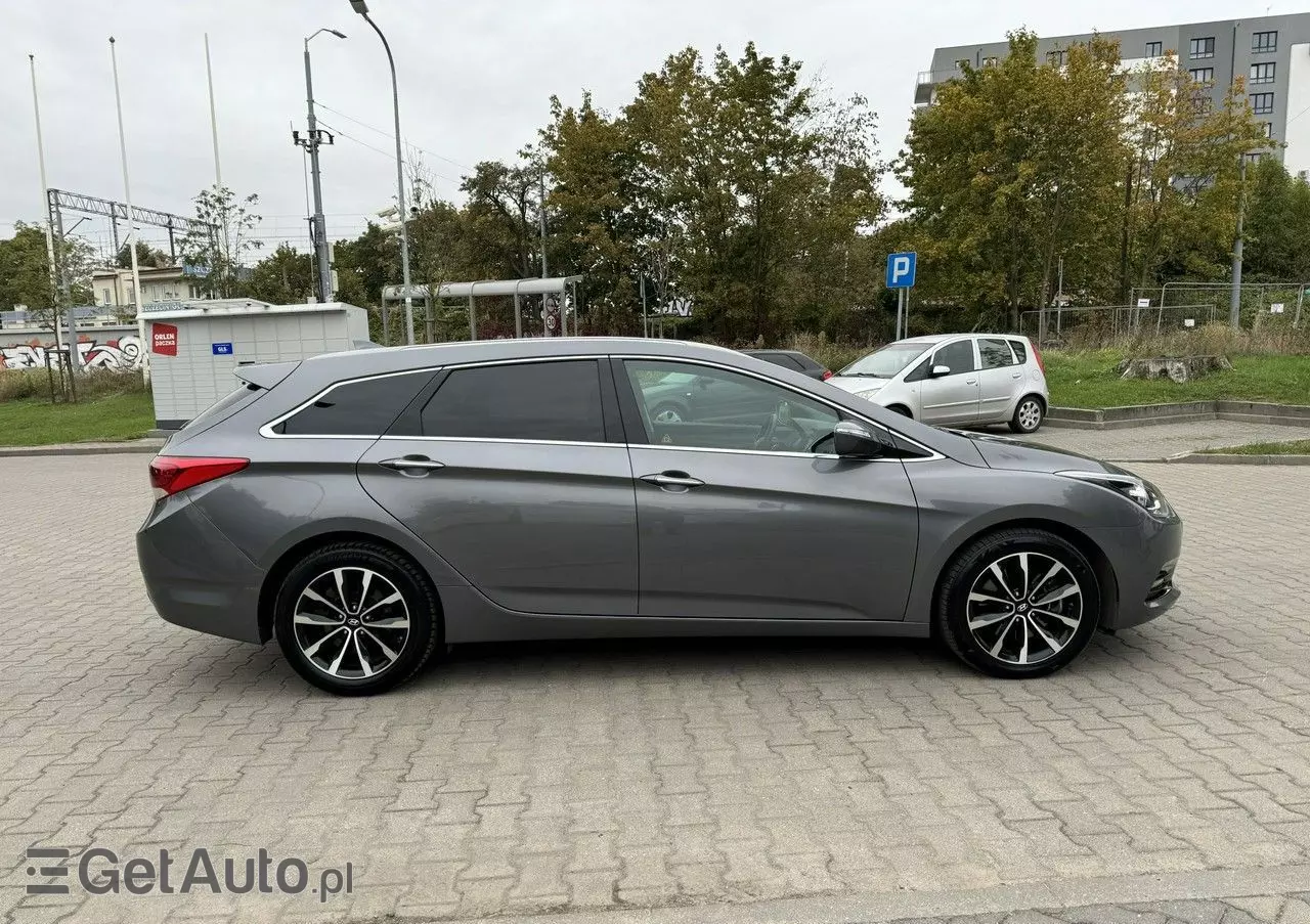 HYUNDAI I40 