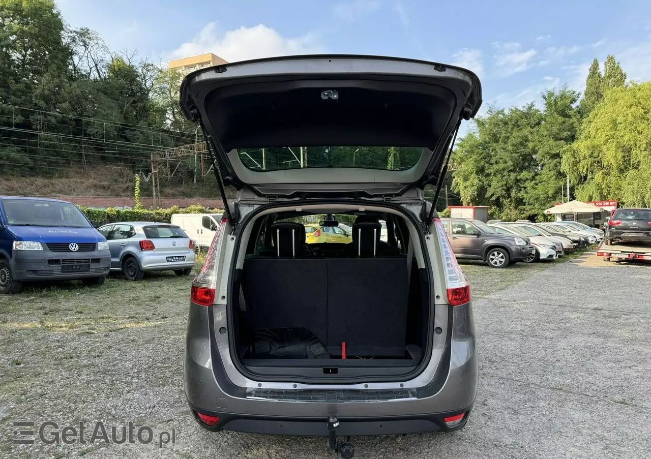 RENAULT Grand Scenic 