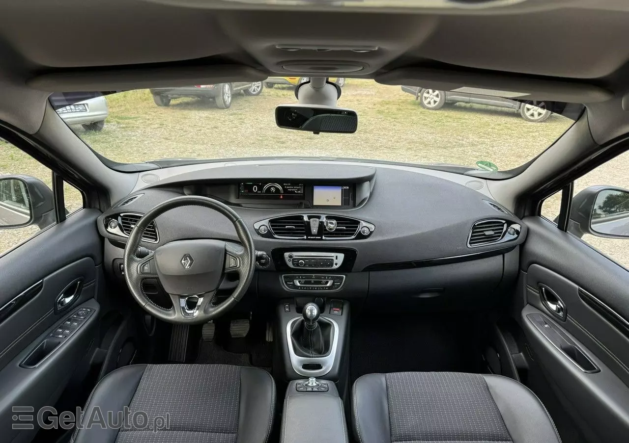 RENAULT Grand Scenic 