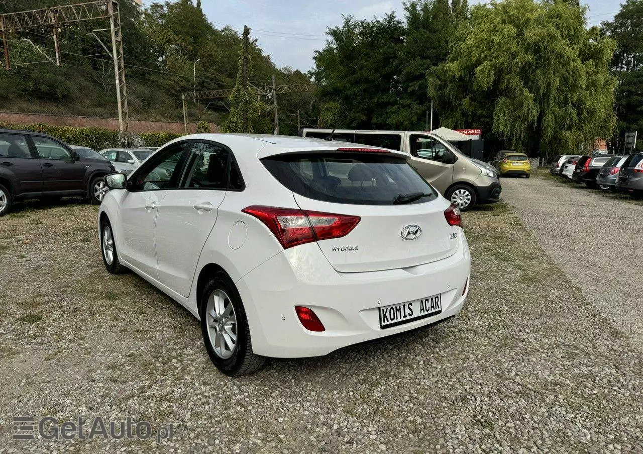 HYUNDAI I30 