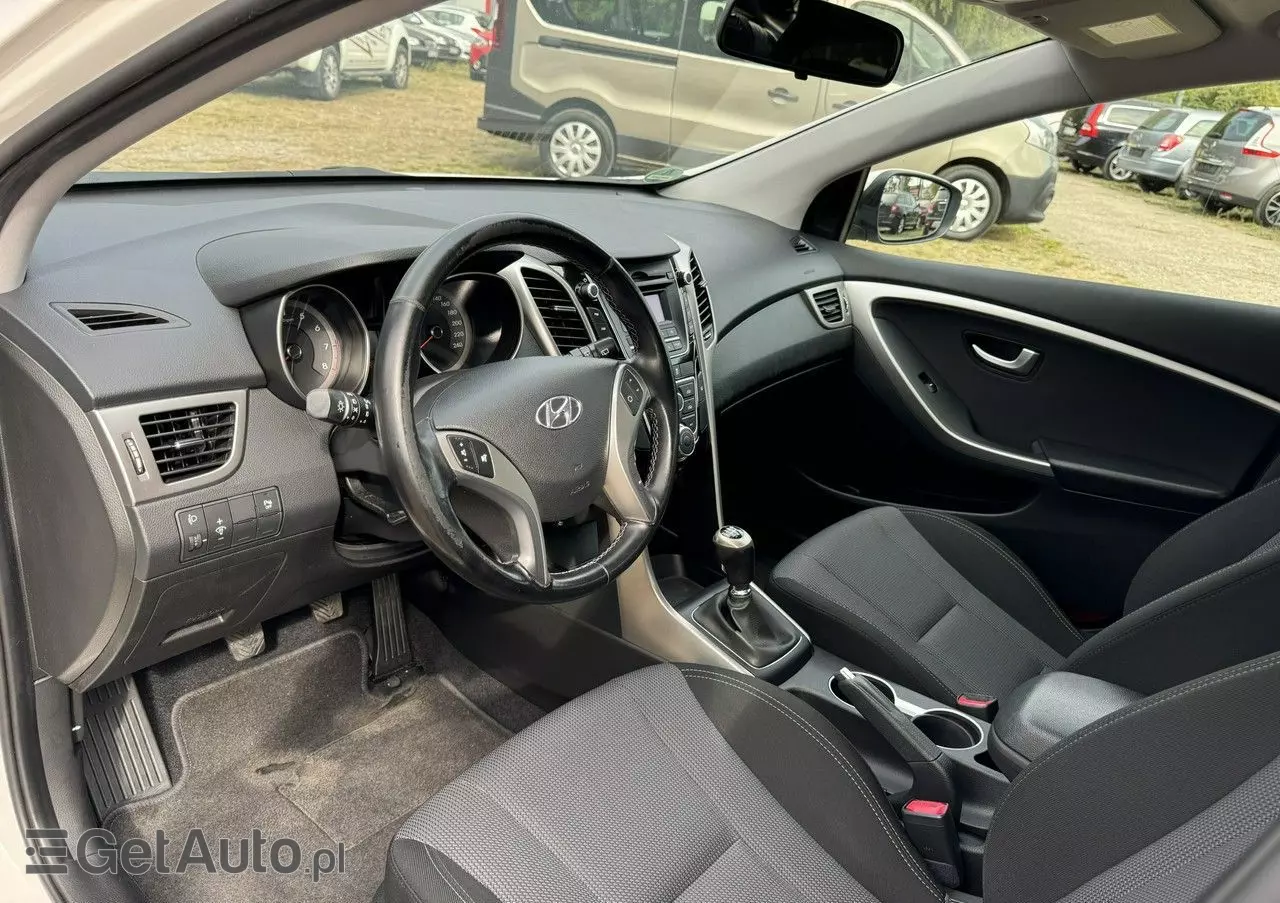 HYUNDAI I30 