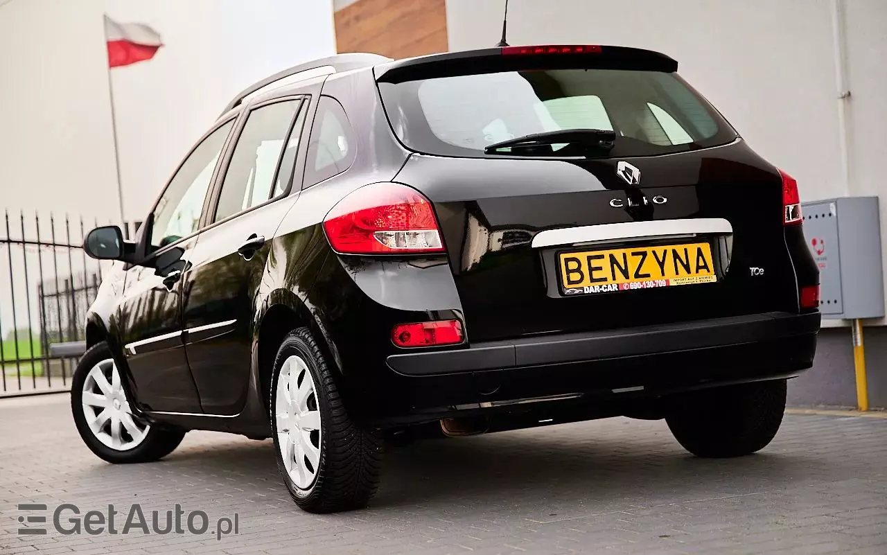 RENAULT Clio 1.2 16V TCE Exception