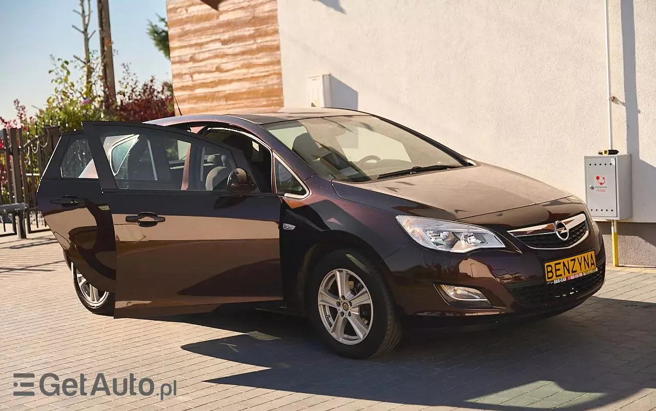 OPEL Astra 1.4 ECOFLEX 150 Jahre