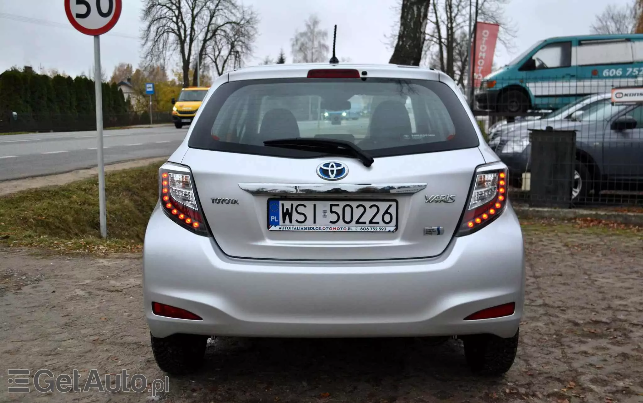 TOYOTA Yaris Hybrid 1.5 VVT-i Club