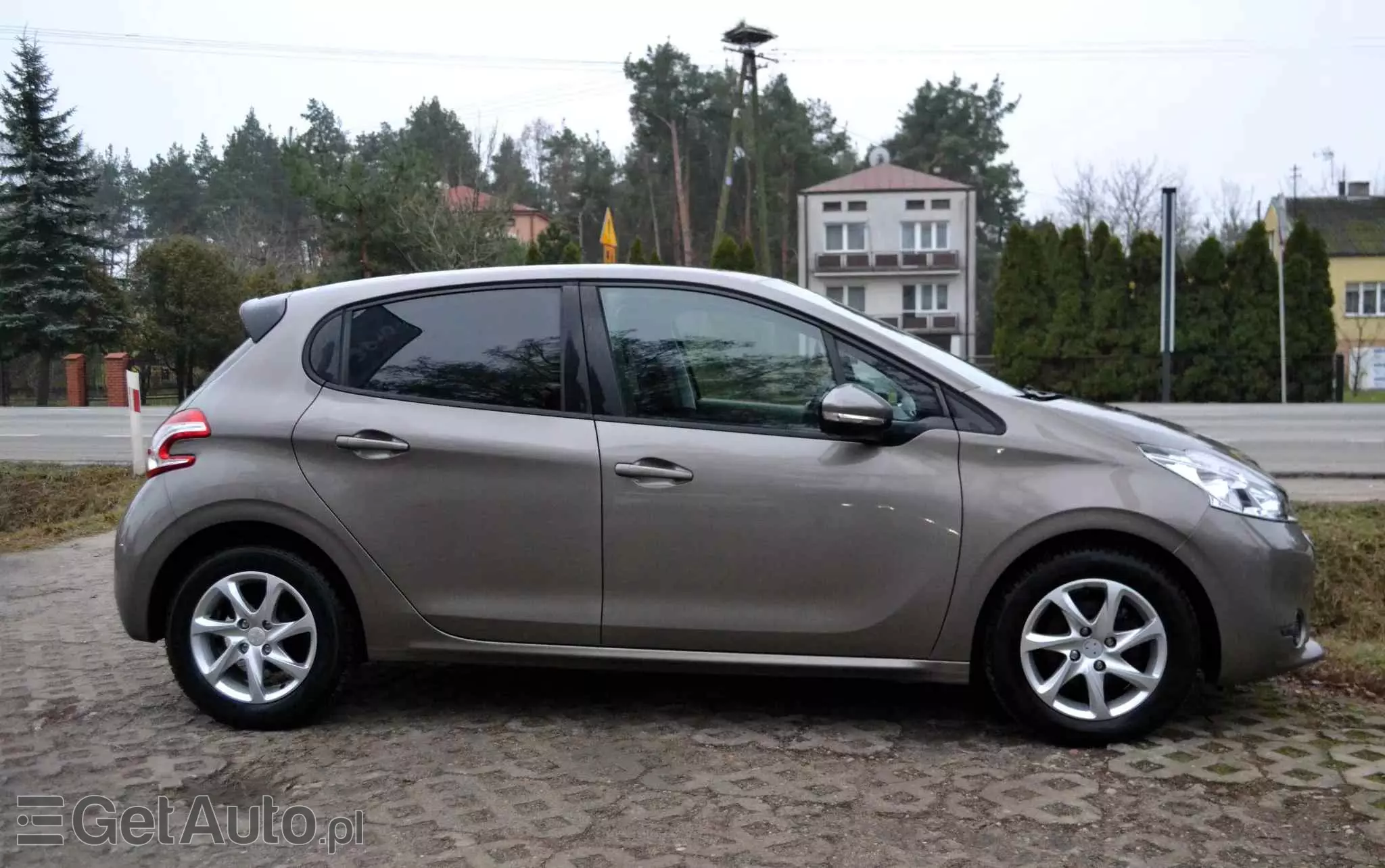 PEUGEOT 208 1.4 e-HDi Active STT