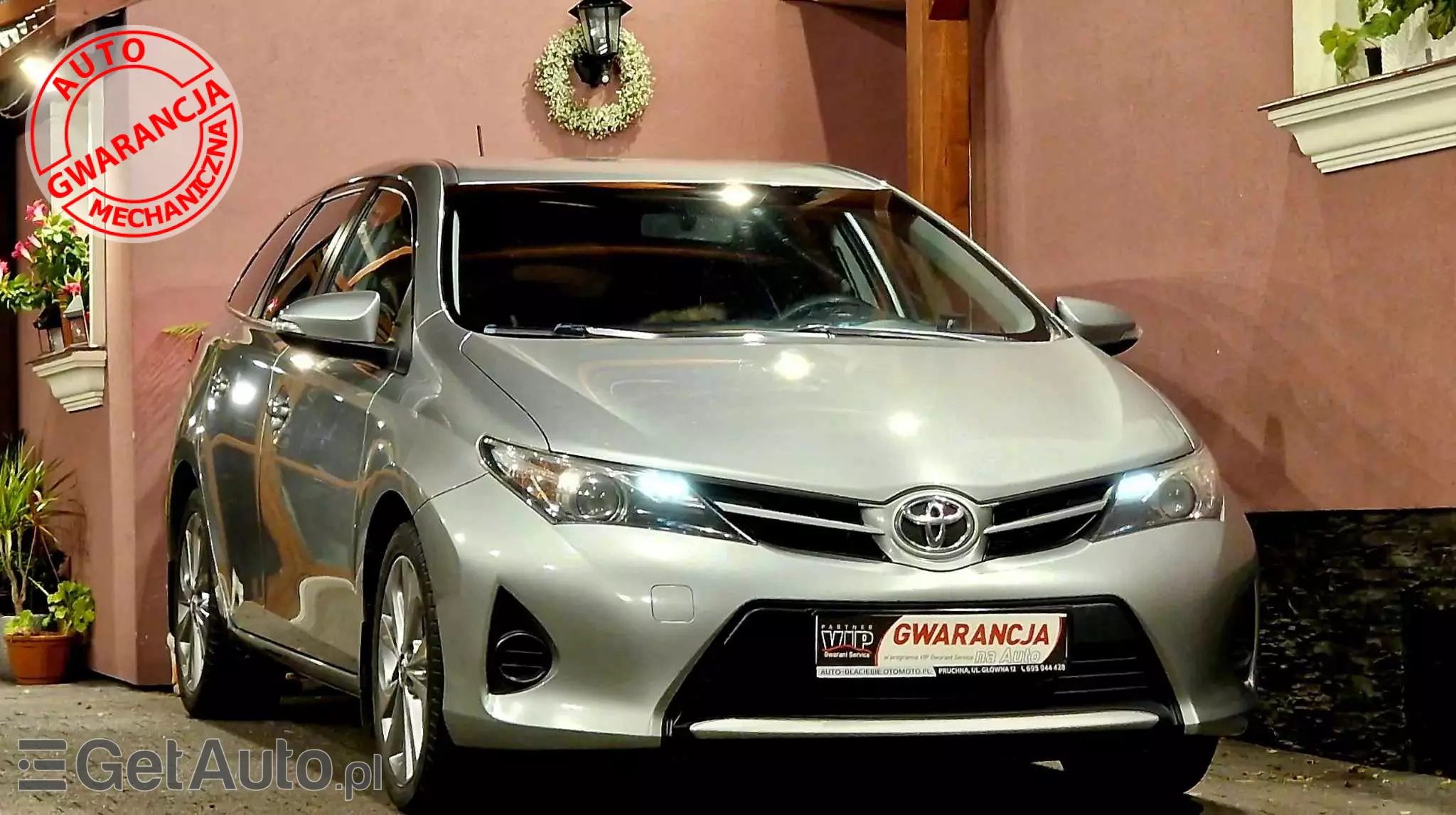 TOYOTA Auris 1.6 Active