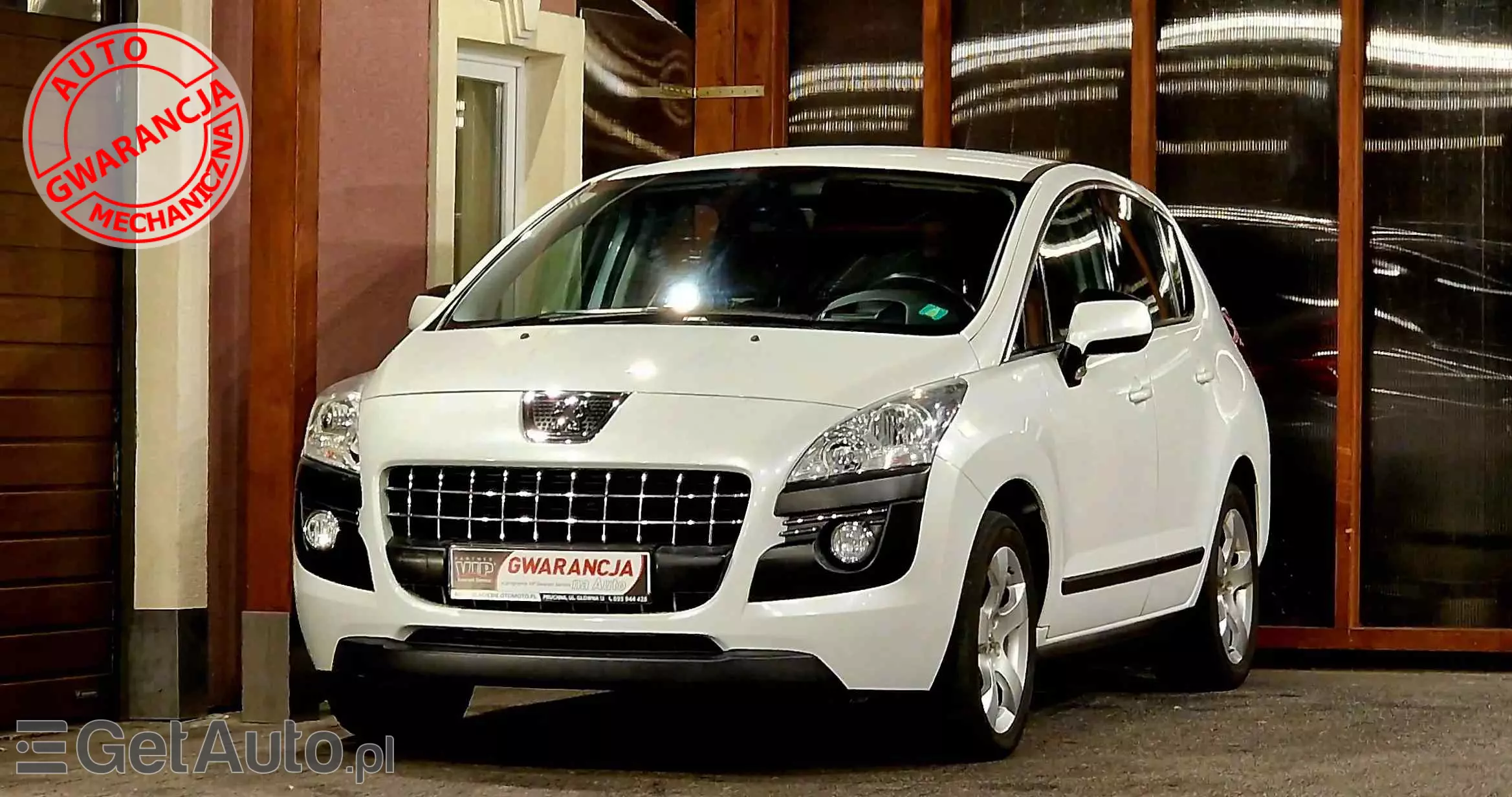 PEUGEOT 3008 