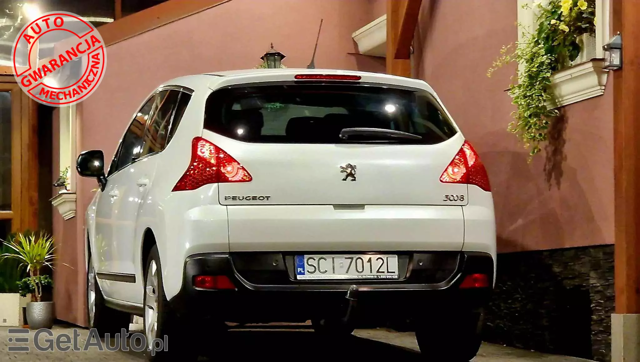 PEUGEOT 3008 