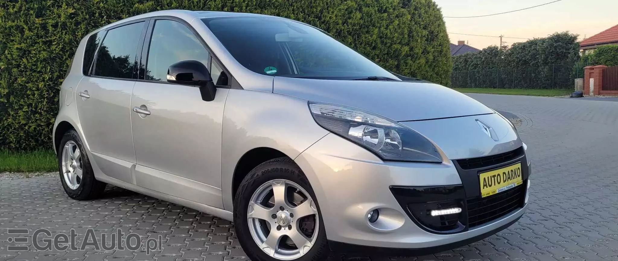 RENAULT Scenic 2.0 16V 140 CVT Dynamique