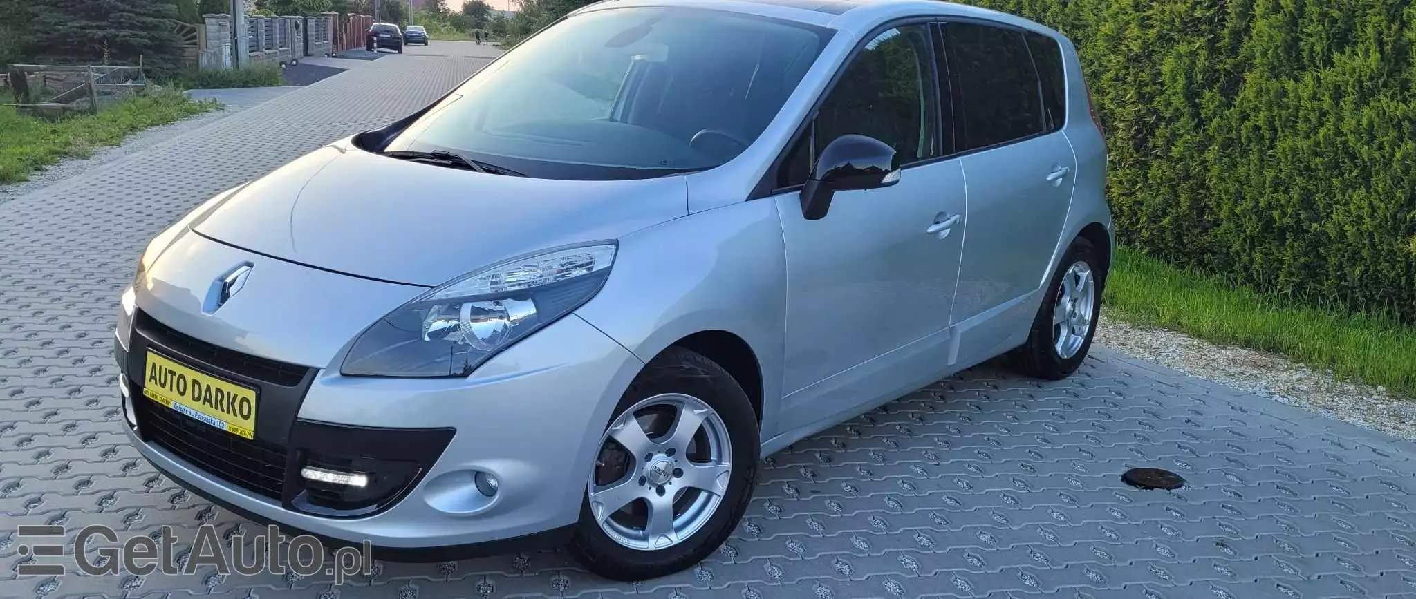 RENAULT Scenic 2.0 16V 140 CVT Dynamique