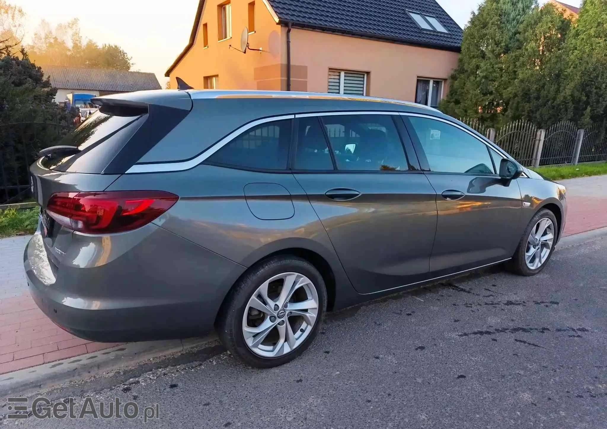 OPEL Astra 1.6 CDTI DPF ecoFLEX Sports TourerStart/Stop Exklusiv