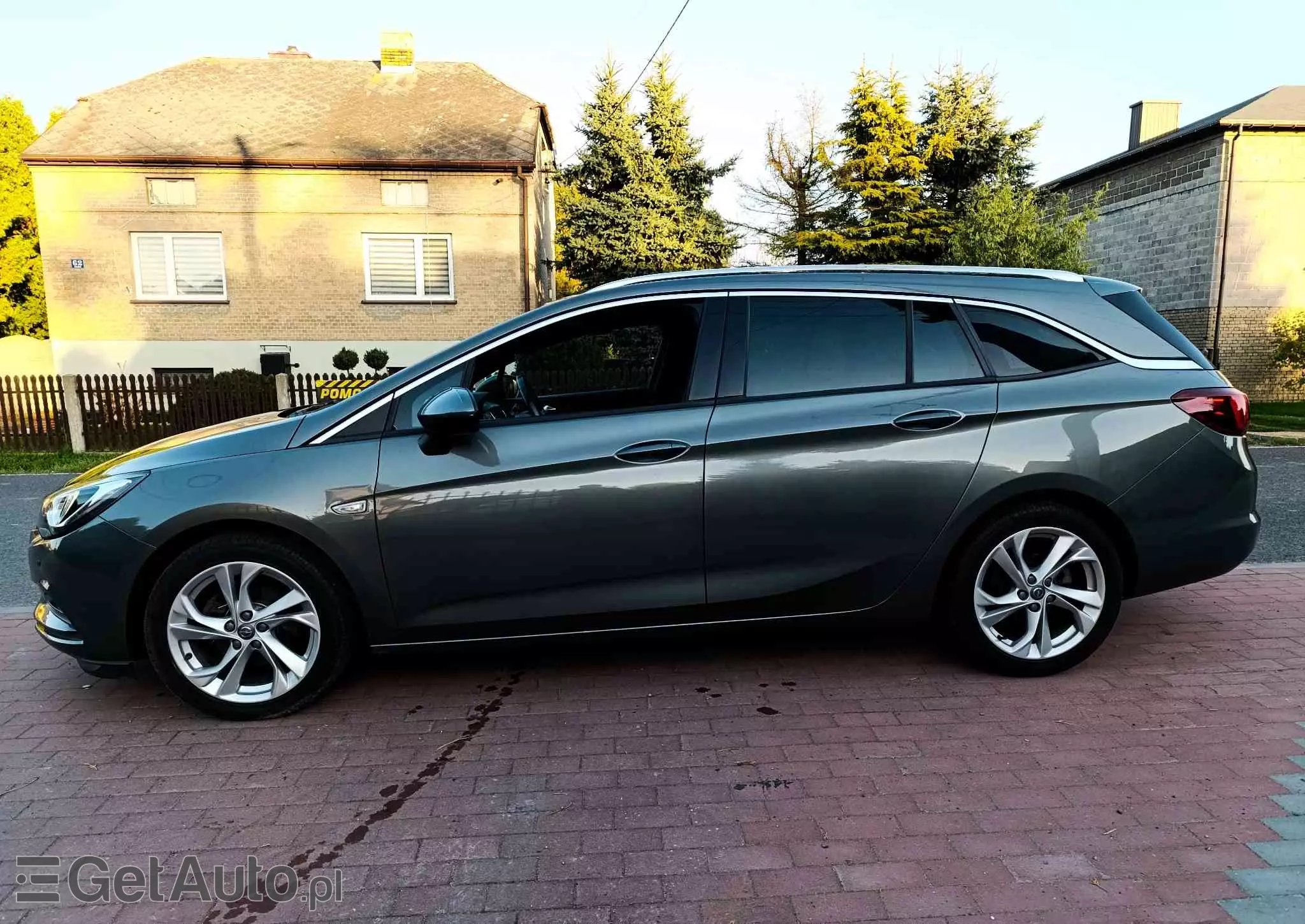 OPEL Astra 1.6 CDTI DPF ecoFLEX Sports TourerStart/Stop Exklusiv