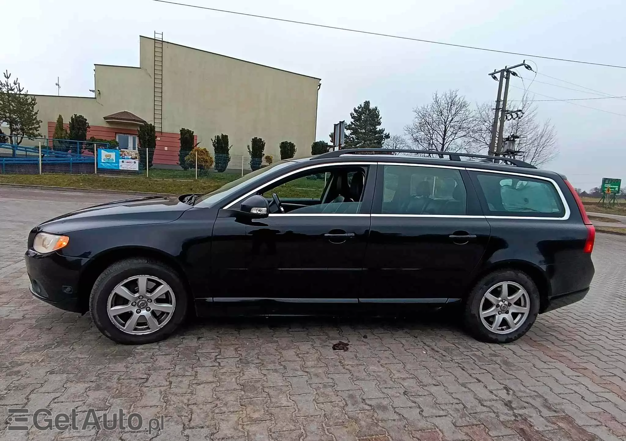 VOLVO V70 2.5T Momentum