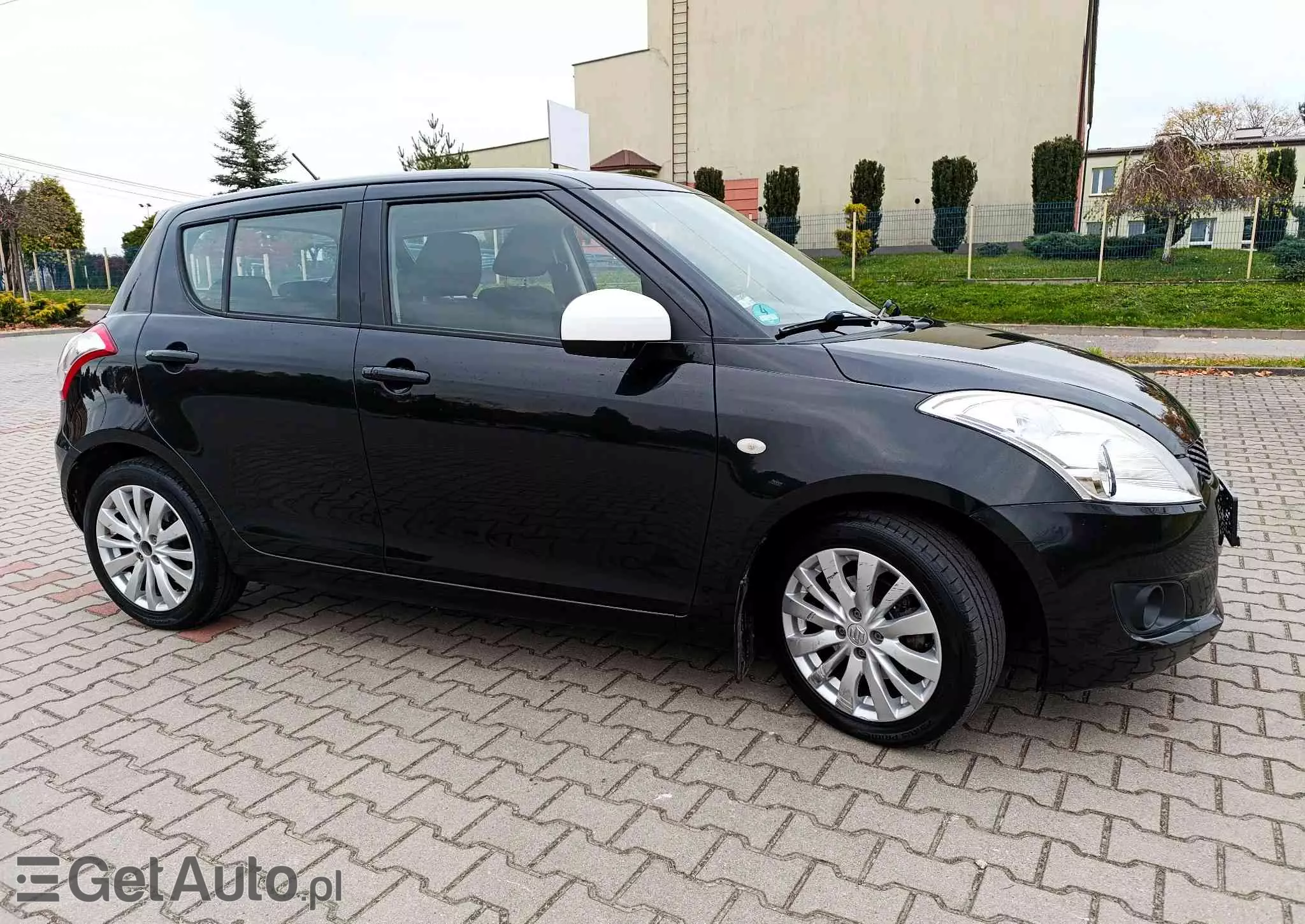 SUZUKI Swift 1.2 Black&White