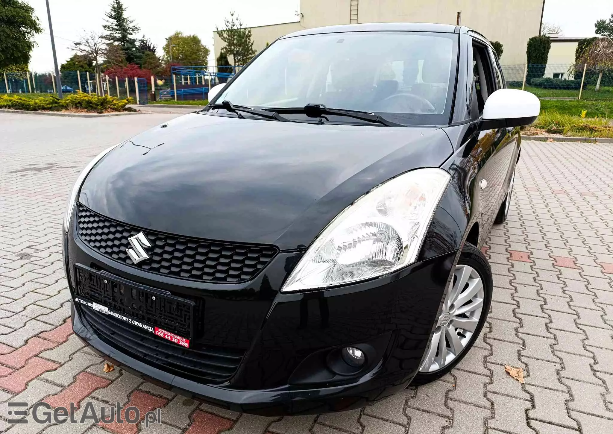 SUZUKI Swift 1.2 Black&White