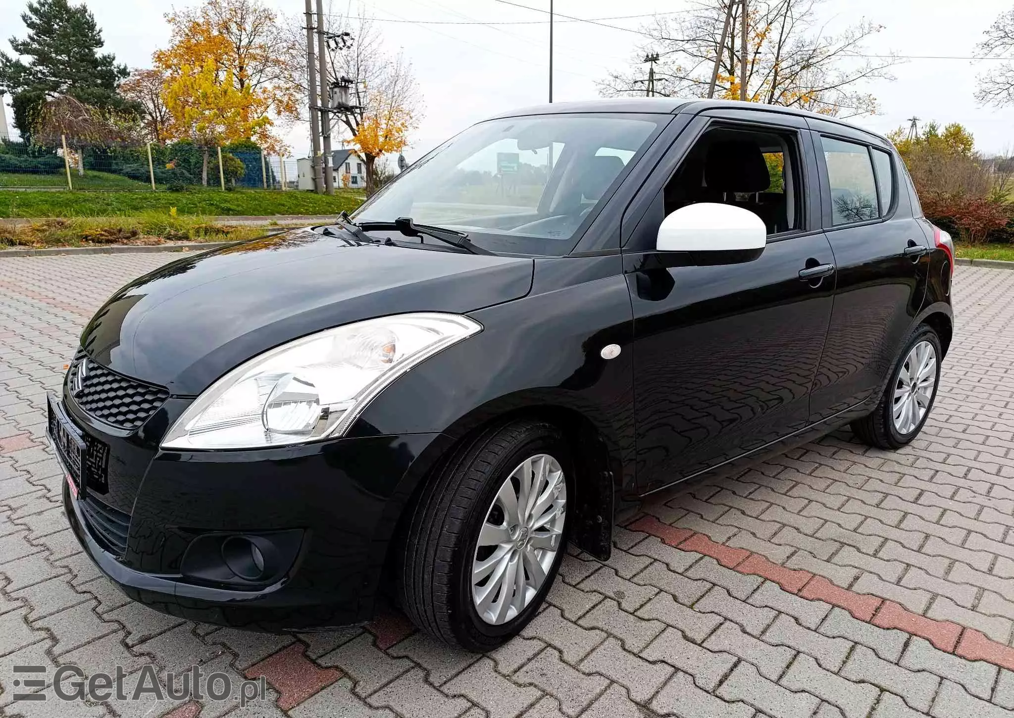 SUZUKI Swift 1.2 Black&White