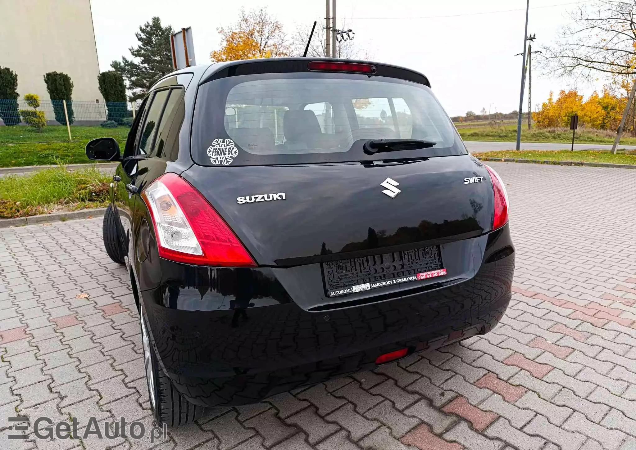 SUZUKI Swift 1.2 Black&White