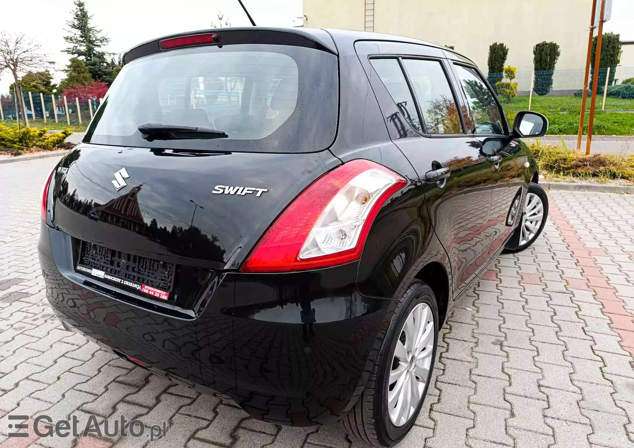 SUZUKI Swift 1.2 Black&White