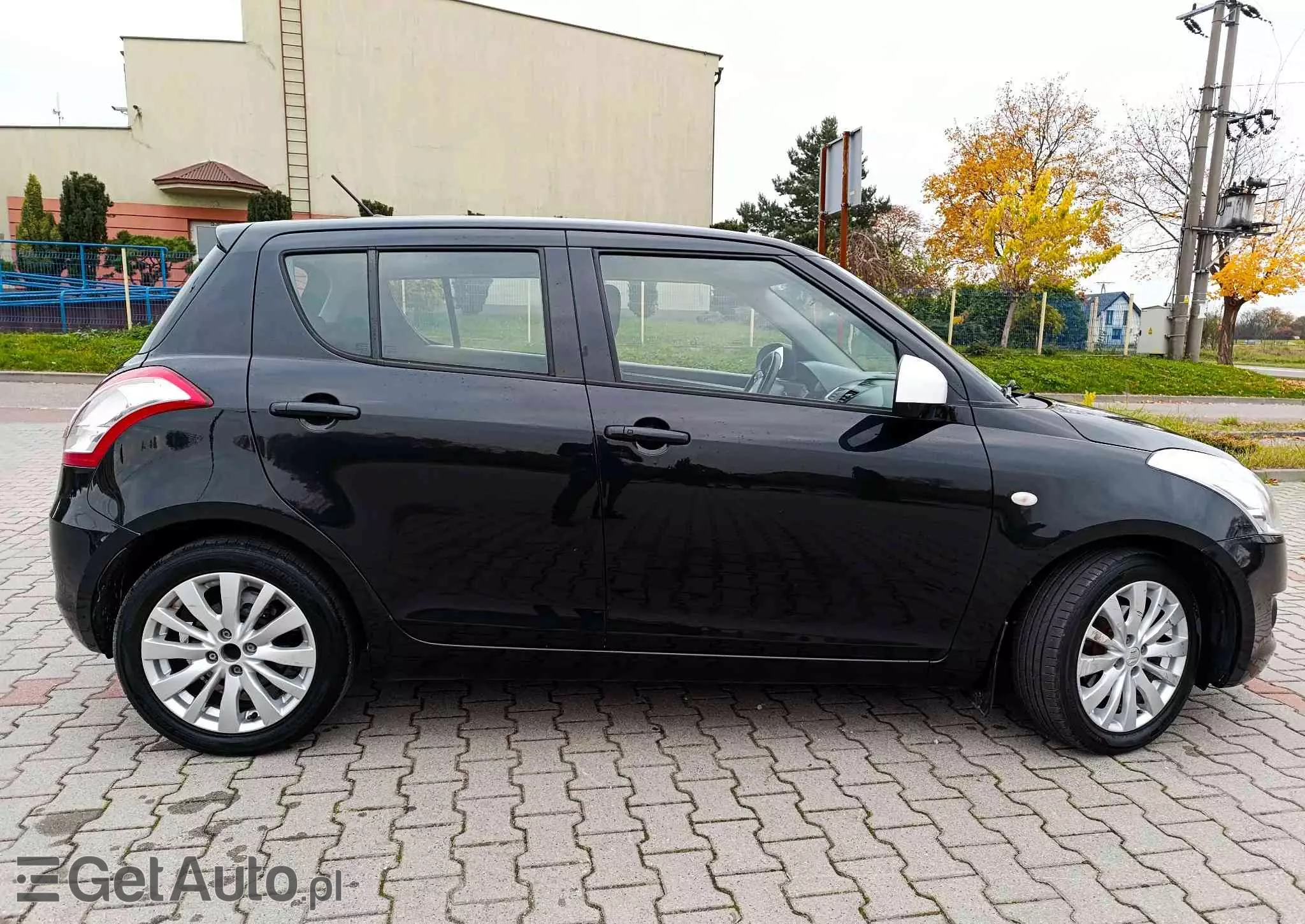 SUZUKI Swift 1.2 Black&White