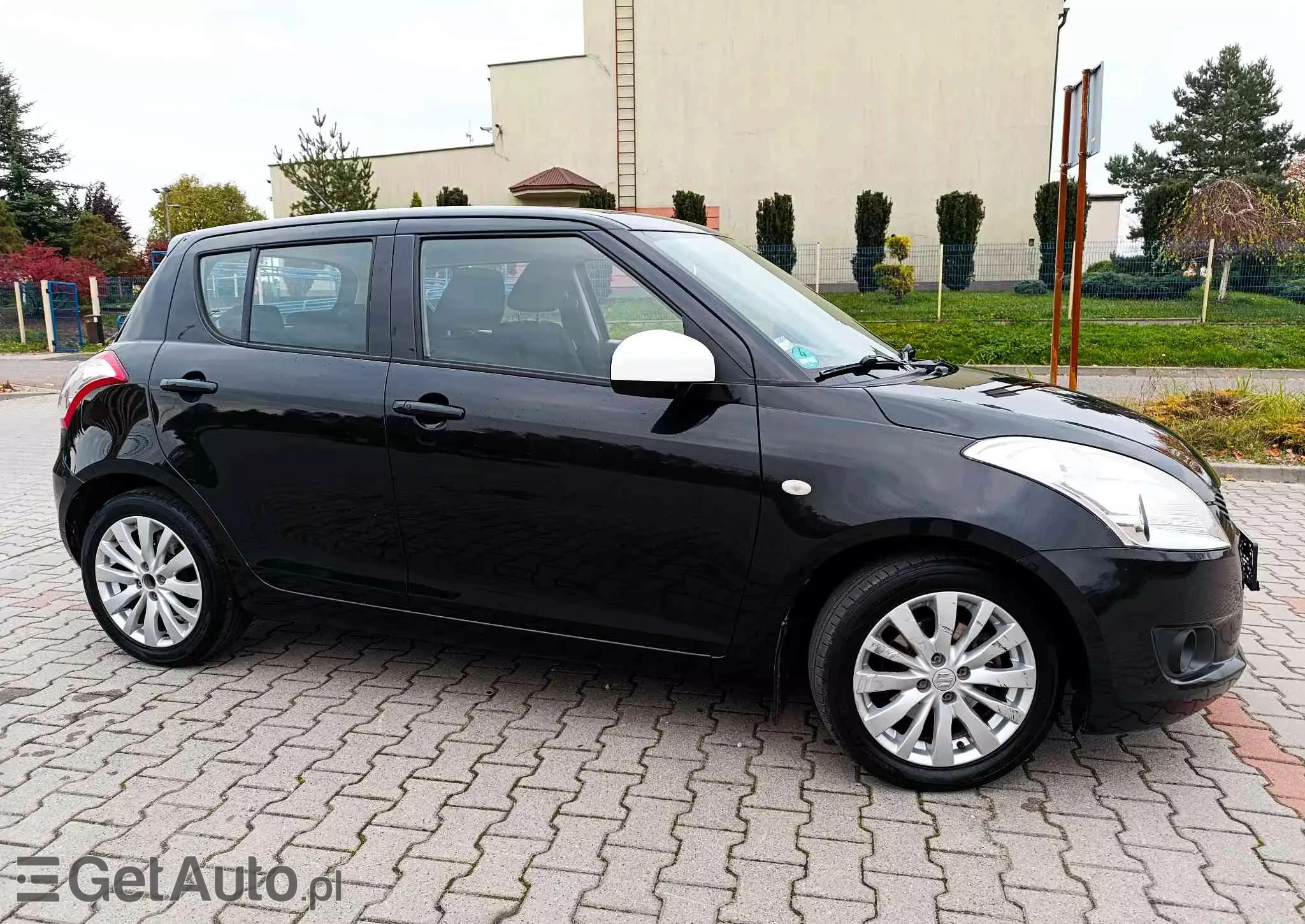 SUZUKI Swift 1.2 Black&White