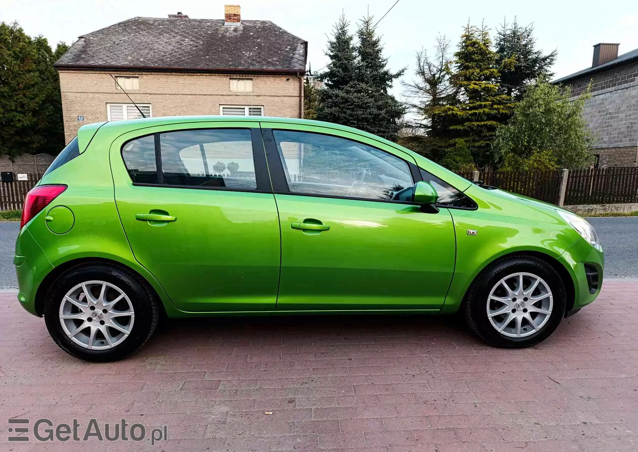 OPEL Corsa 1.4 16V Color Elegance