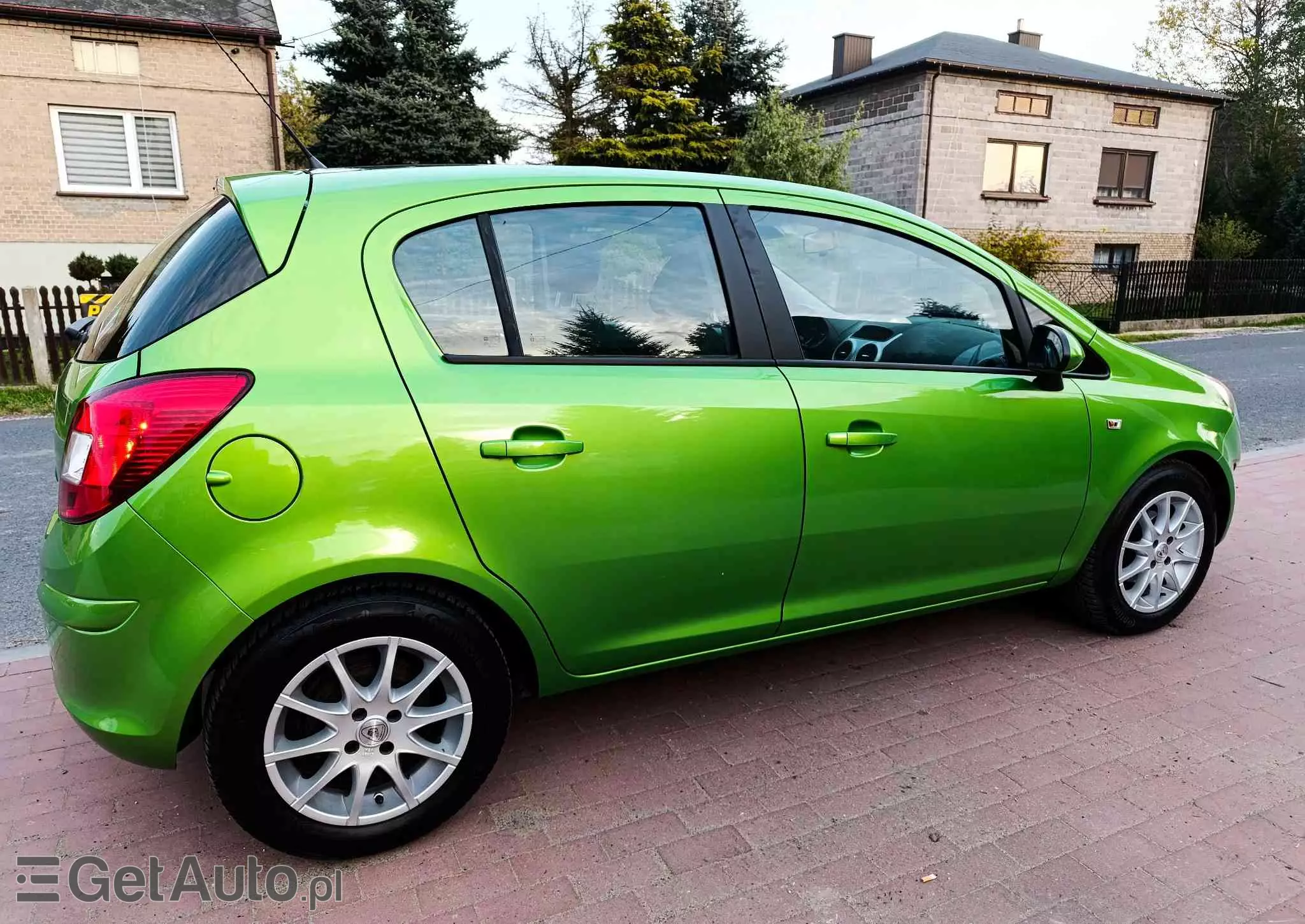 OPEL Corsa 1.4 16V Color Elegance