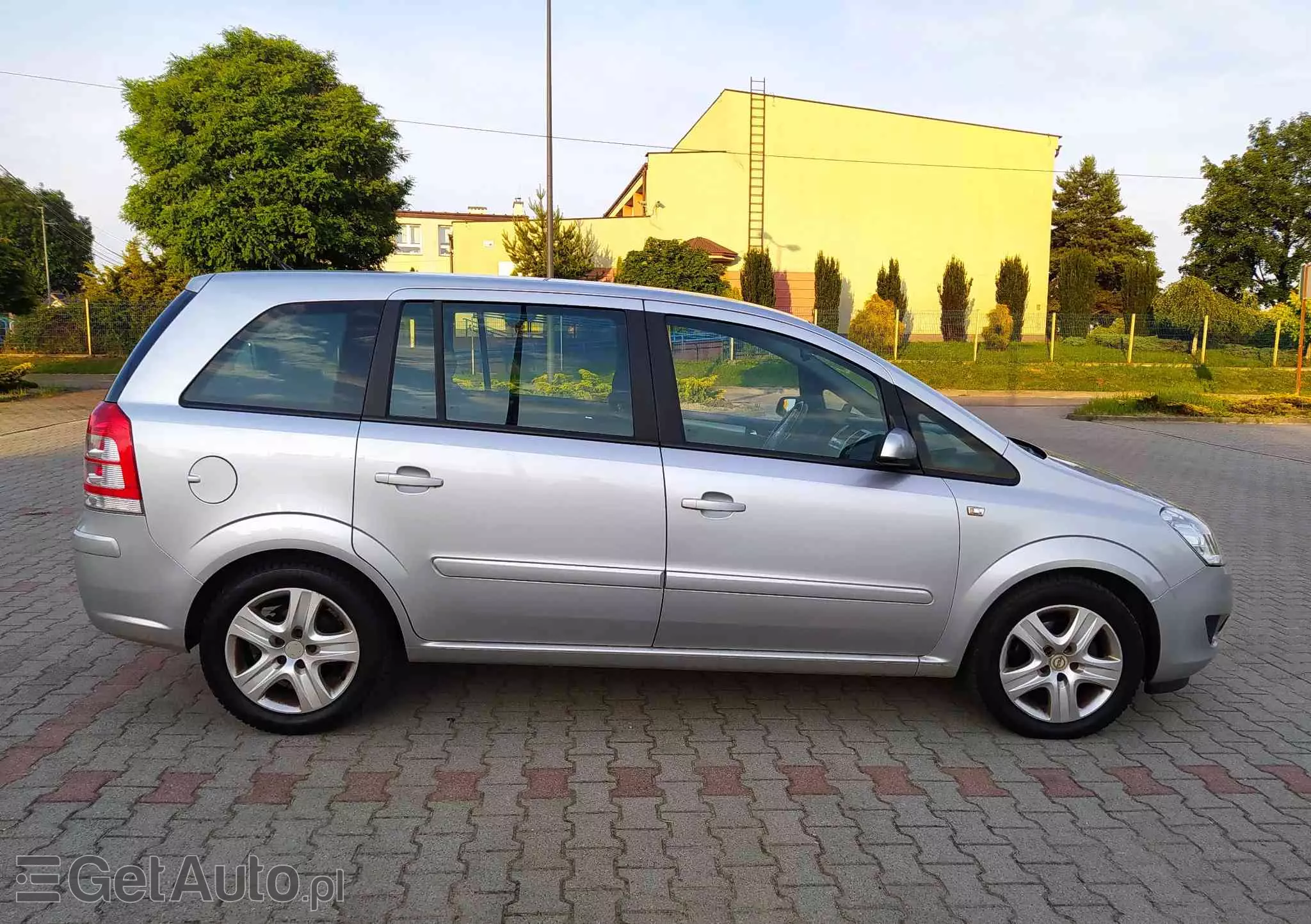 OPEL Zafira 1.6 Enjoy