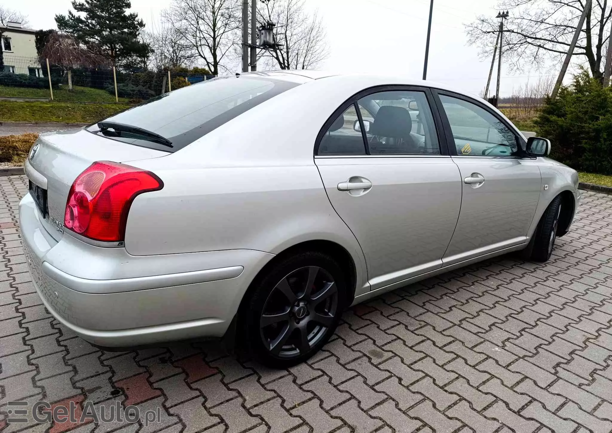 TOYOTA Avensis 2.0 VVT-i Executive