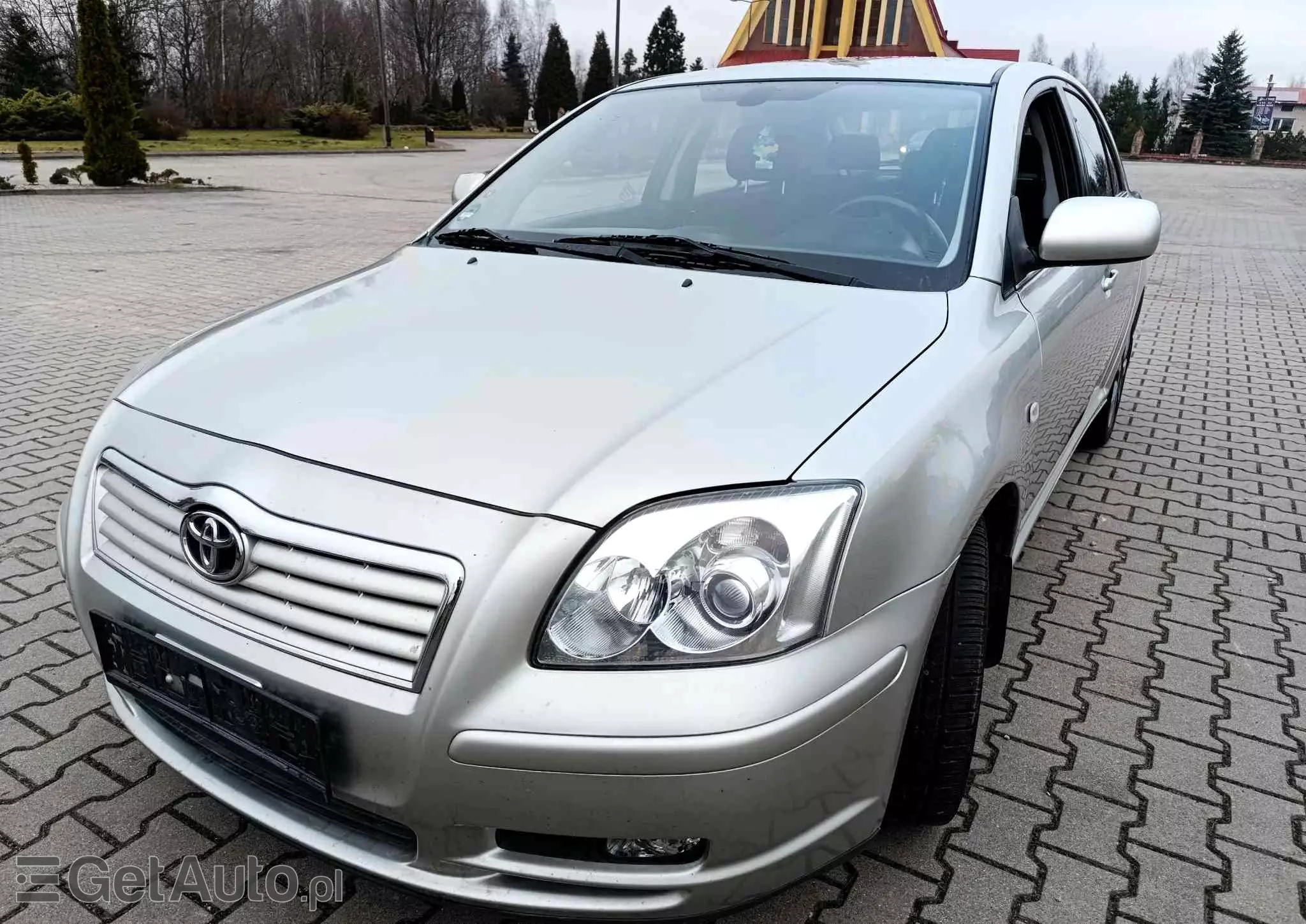 TOYOTA Avensis 2.0 VVT-i Executive