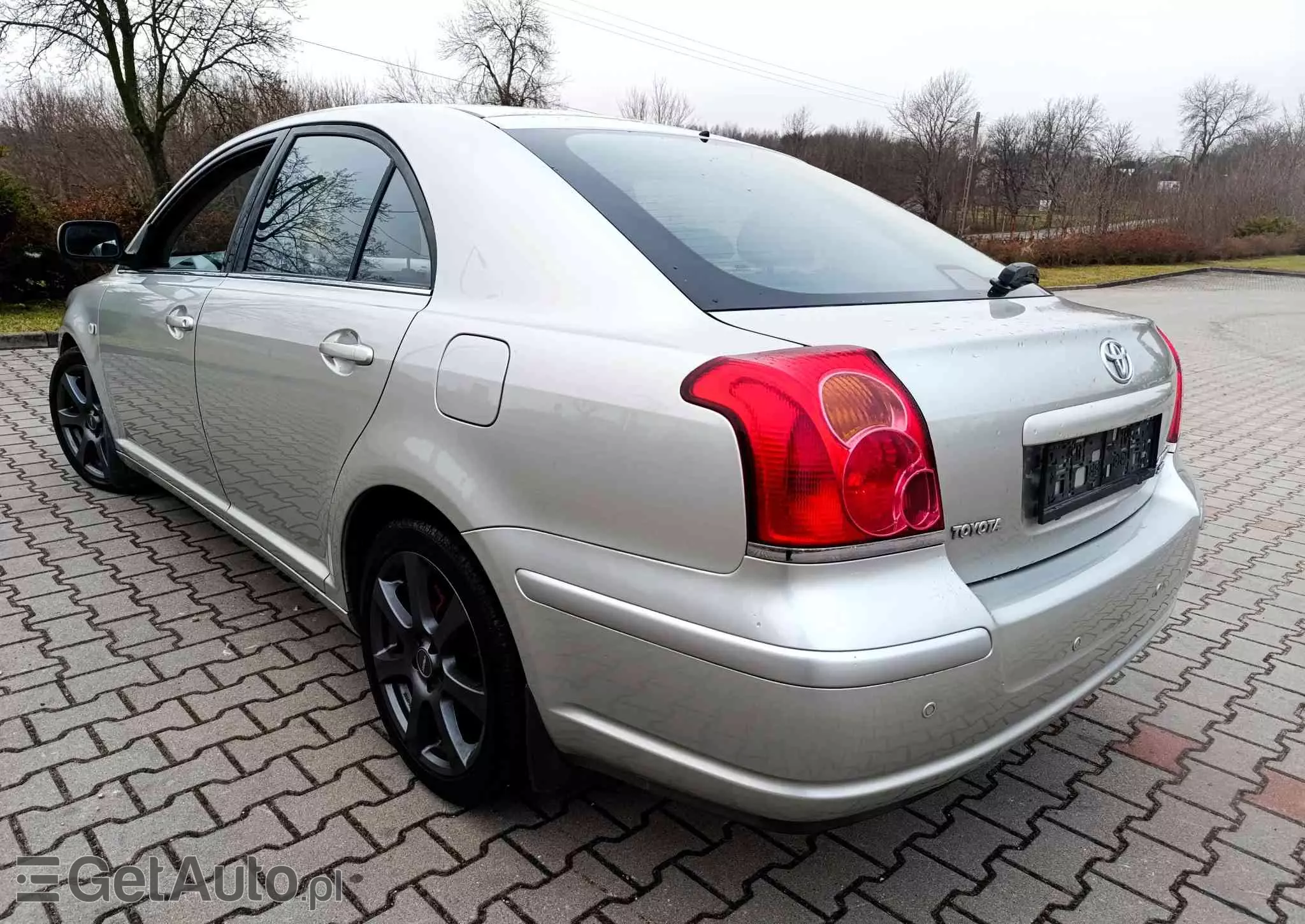 TOYOTA Avensis 2.0 VVT-i Executive