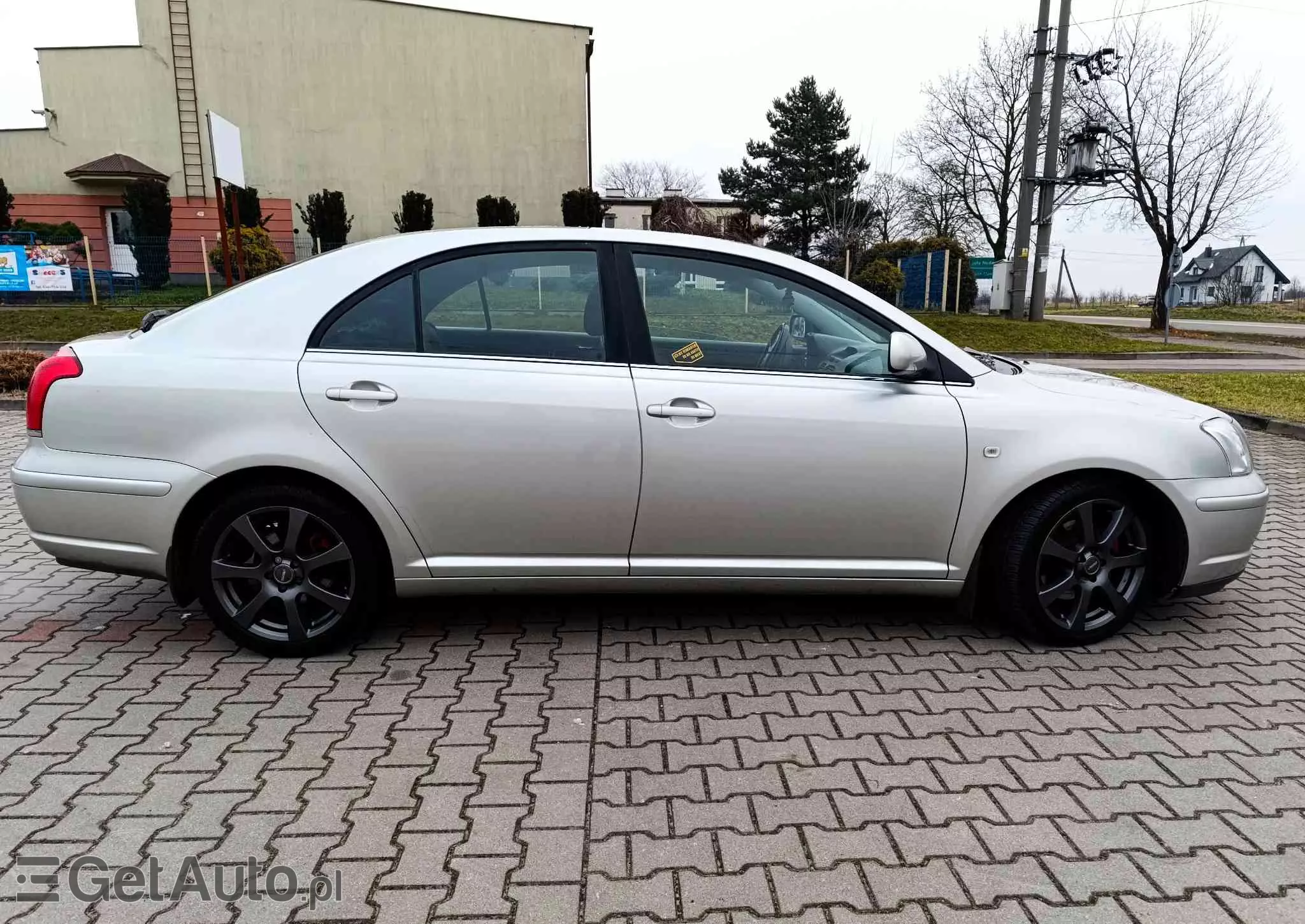 TOYOTA Avensis 2.0 VVT-i Executive