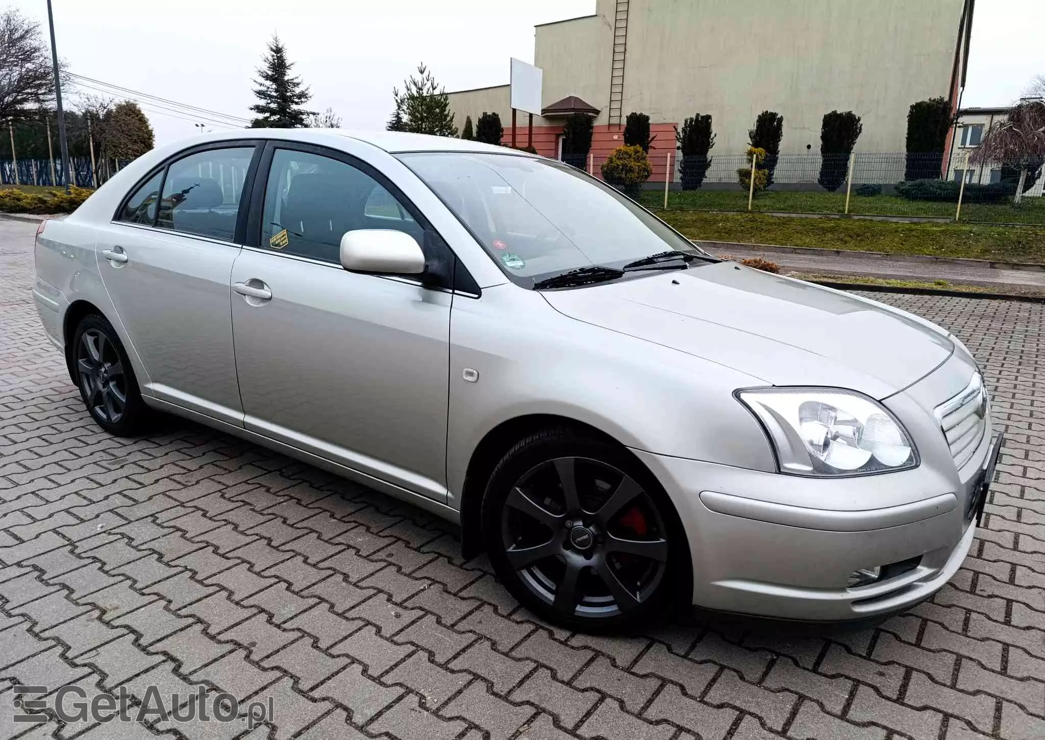 TOYOTA Avensis 2.0 VVT-i Executive