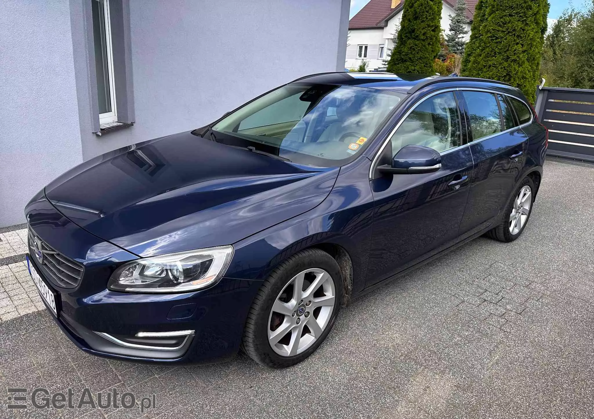 VOLVO V60 D4 Drive-E Summum