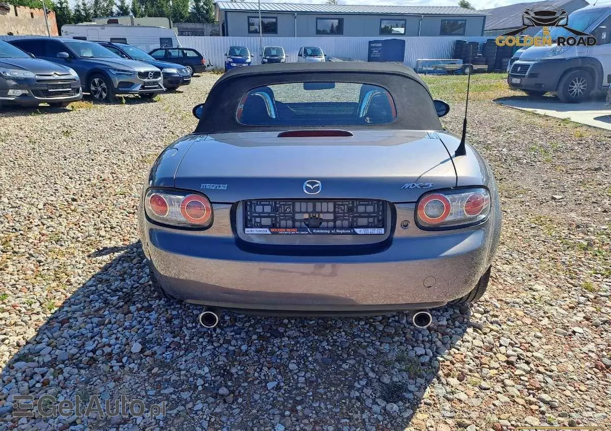 MAZDA MX-5 