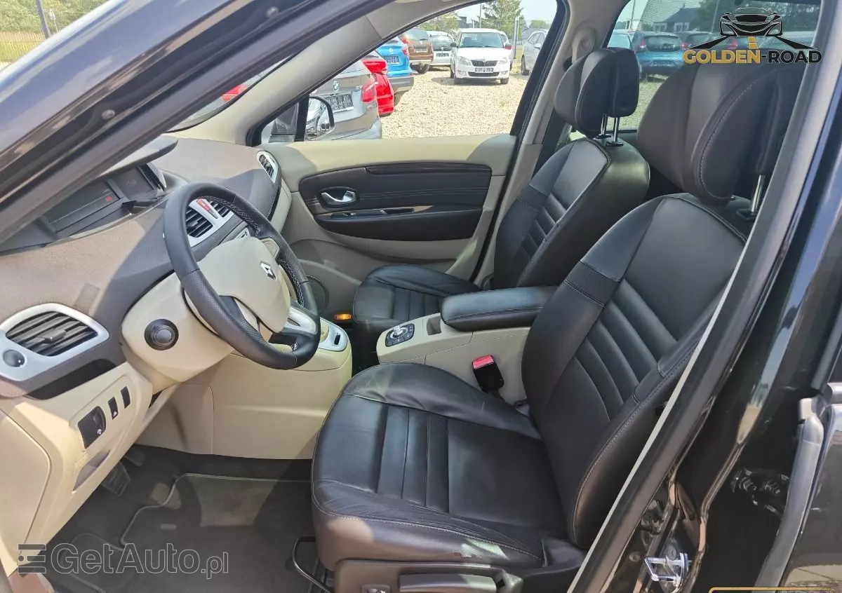 RENAULT Grand Scenic 