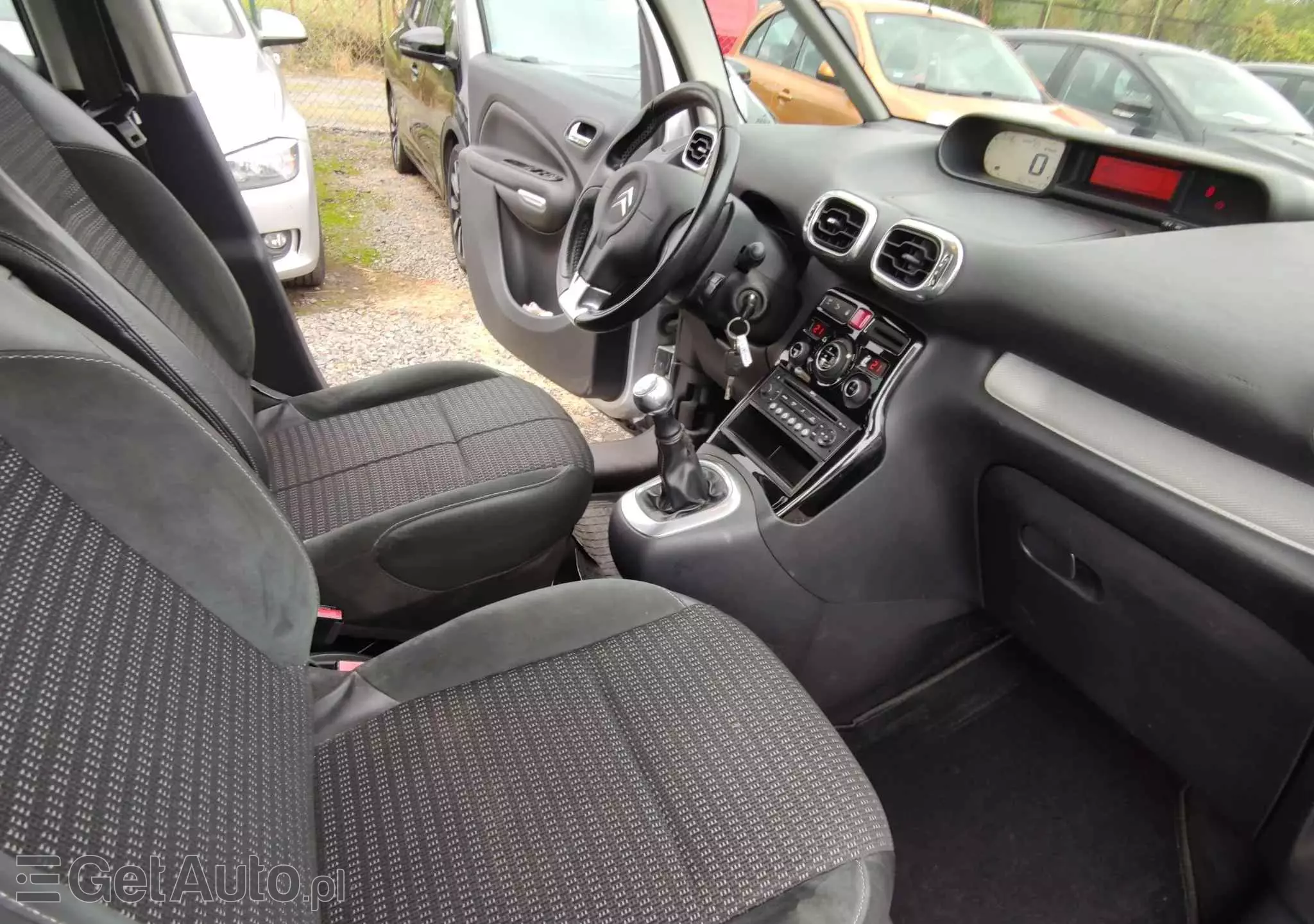 CITROËN C3 Picasso 1.4i Exclusive