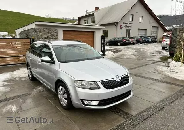 SKODA Octavia 1.6 TDI Joy DSG