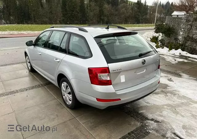 SKODA Octavia 1.6 TDI Joy DSG