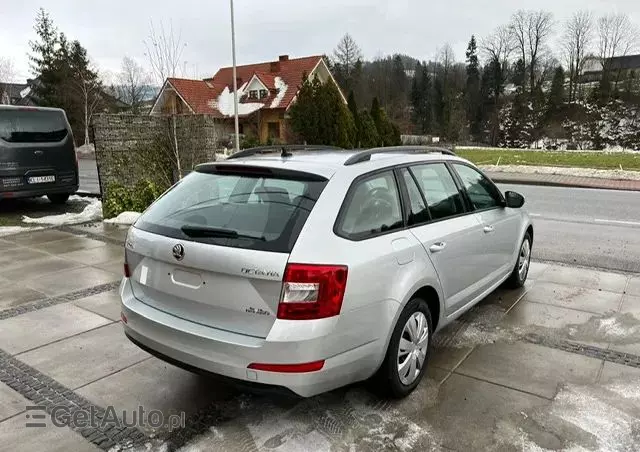 SKODA Octavia 1.6 TDI Joy DSG