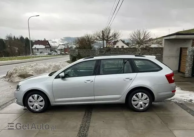 SKODA Octavia 1.6 TDI Joy DSG